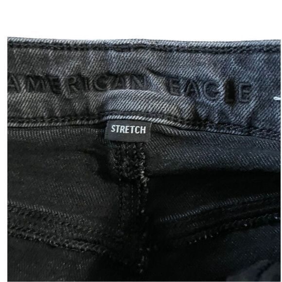 American Eagle Outfitters Mom Jean Size 4 Black Wash - Picture 7 of 11